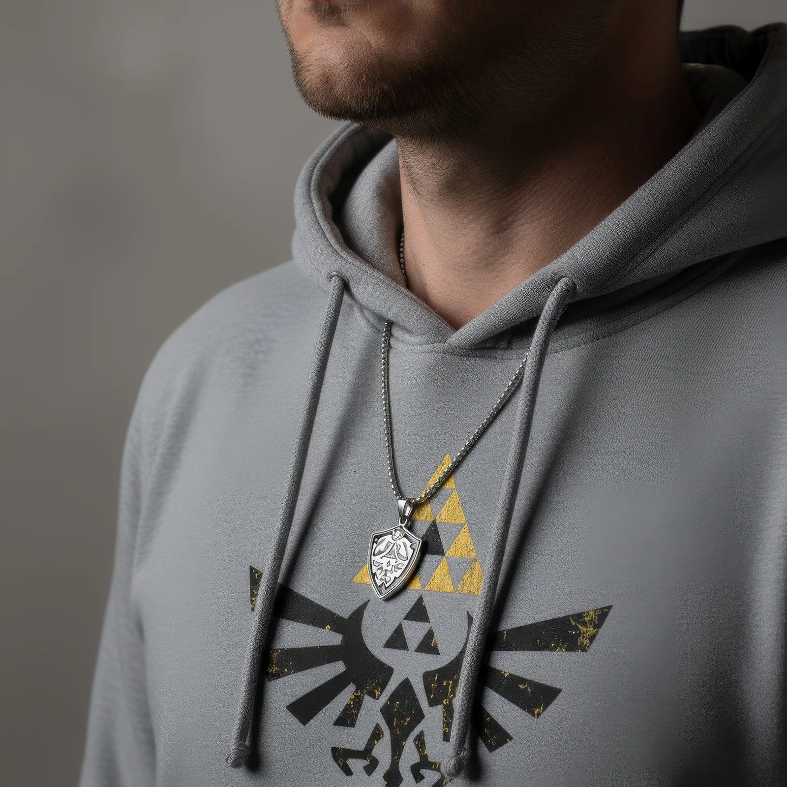 Link Hylian Shield Necklace - Image 3