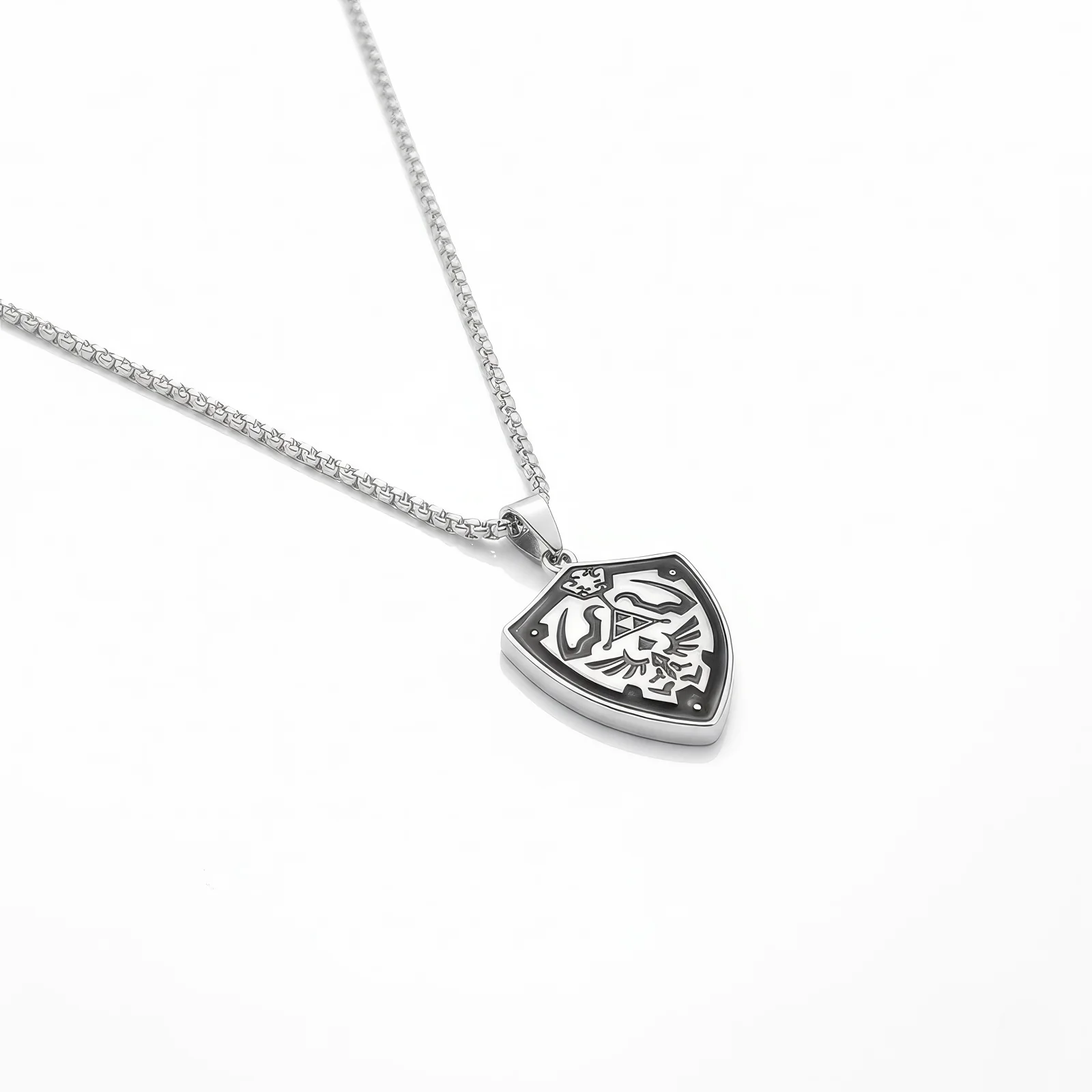 Link Hylian Shield Necklace - Image 4